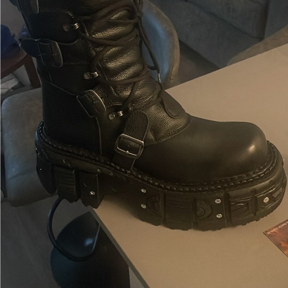 Men boots - Picture 3 of 4